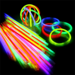 Glow sticks mix kleuren 100 stuks